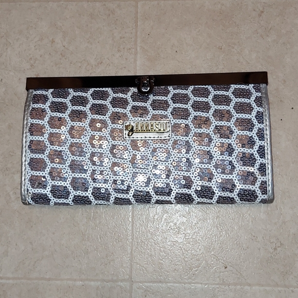 Anna Sui Wallet - Picture 8 of 8